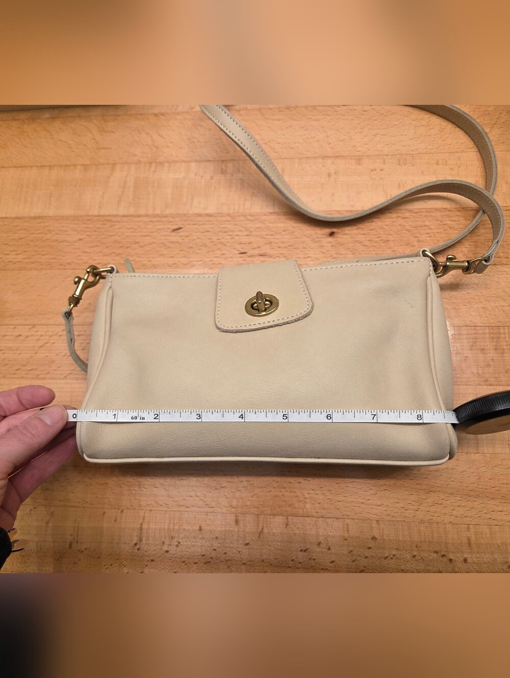 Coach Vintage Legacy Demi Crossbody Ivory Bone 9154 Brass Turnlock Small Bag 90s - Picture 8 of 10